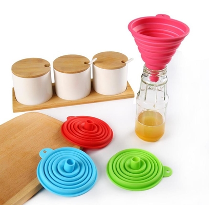 Ukuran besar Gaya dilipat Food Grade Silicone Corong Peralatan dapur