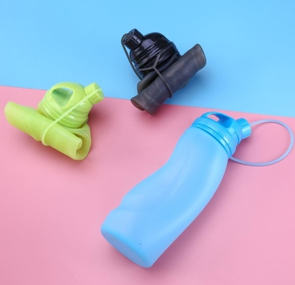BPA Gratis Food Grade olahraga Outdoor Silicone Lipat botol air 500ML